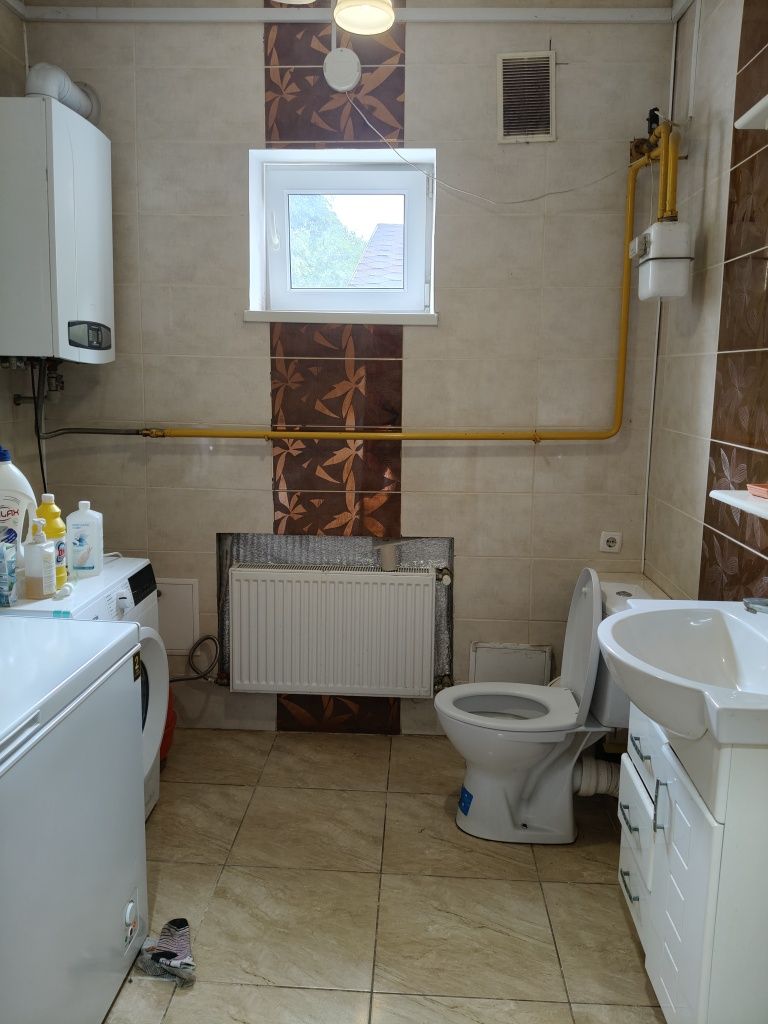 В оренду приміщення комерційного призначення
