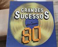 Caixa de 8 discos vinil Grandes Sucessos 80
