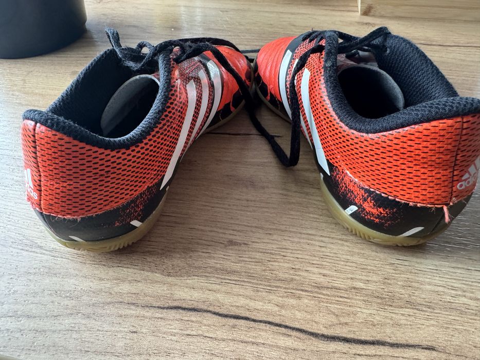 Halówki Adidas 31