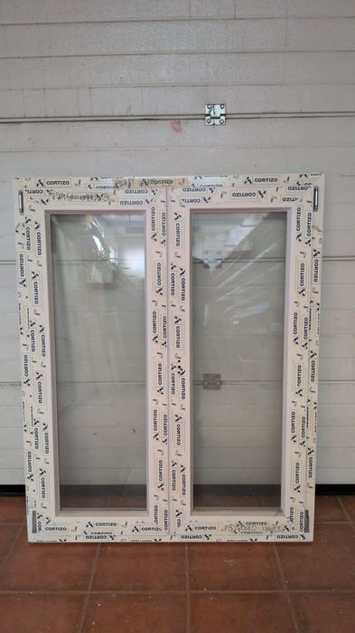 Janela de abrir e Correr 1 Folha e 2 folhas PVC NOVAS vários tamanhos