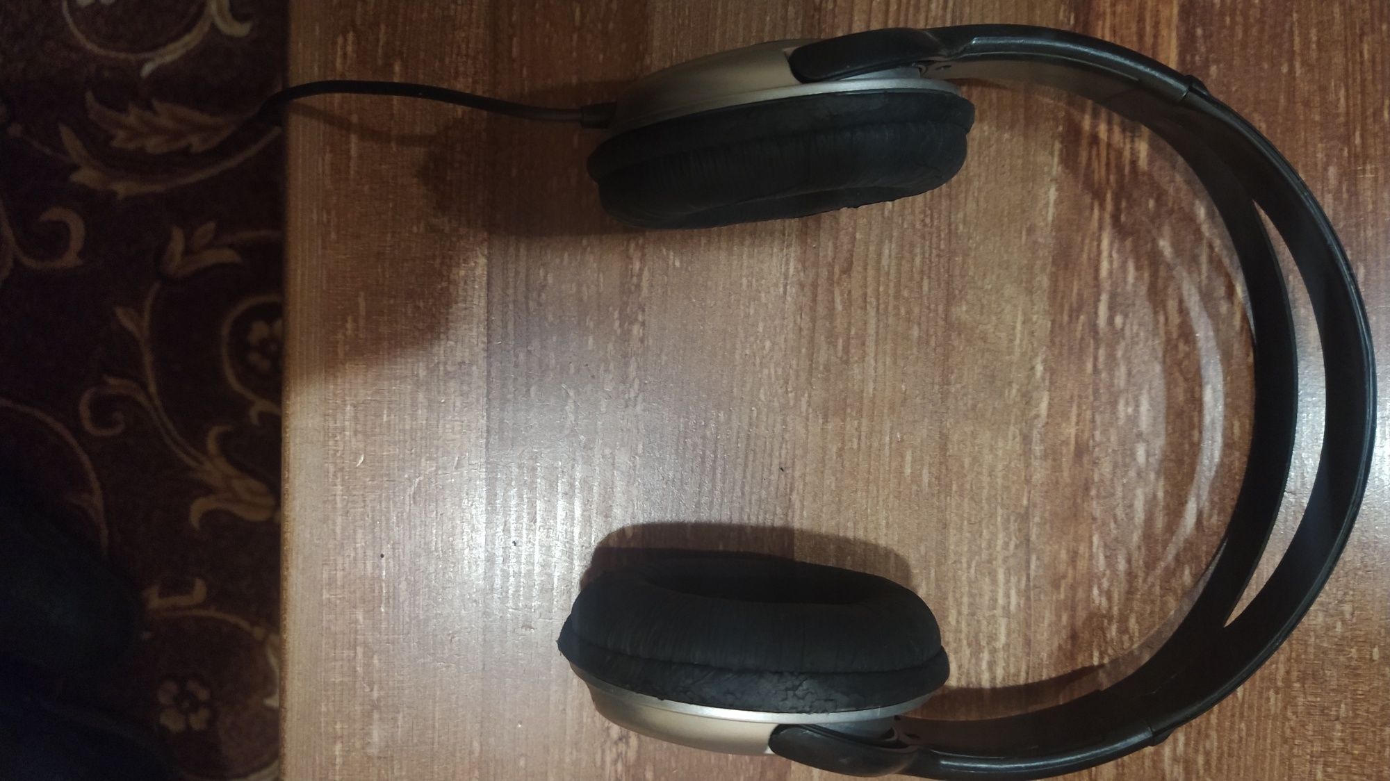 Продам Наушники SONY stereo MDR CD808