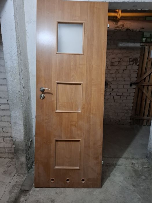 Drzwi łazienkowe 2 szt. 70 cm prawe i 60 cm lewe