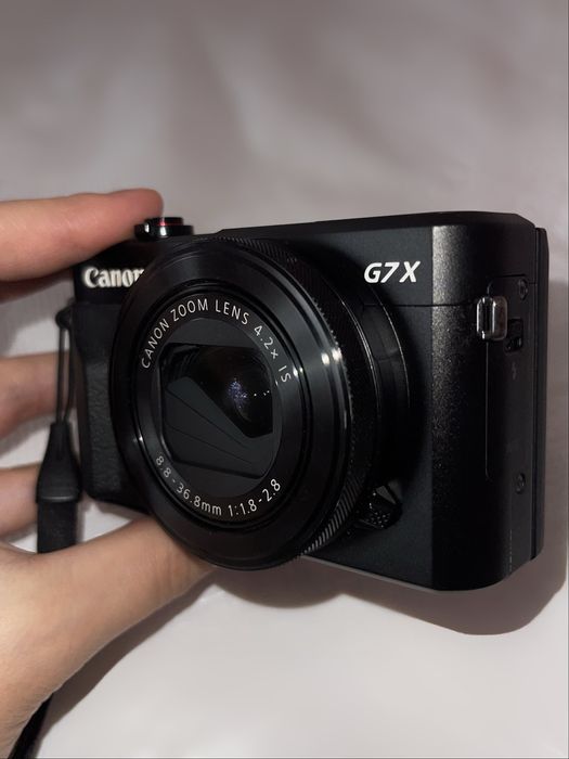 Фотоапарат Canon PowerShot G7 X Mark II