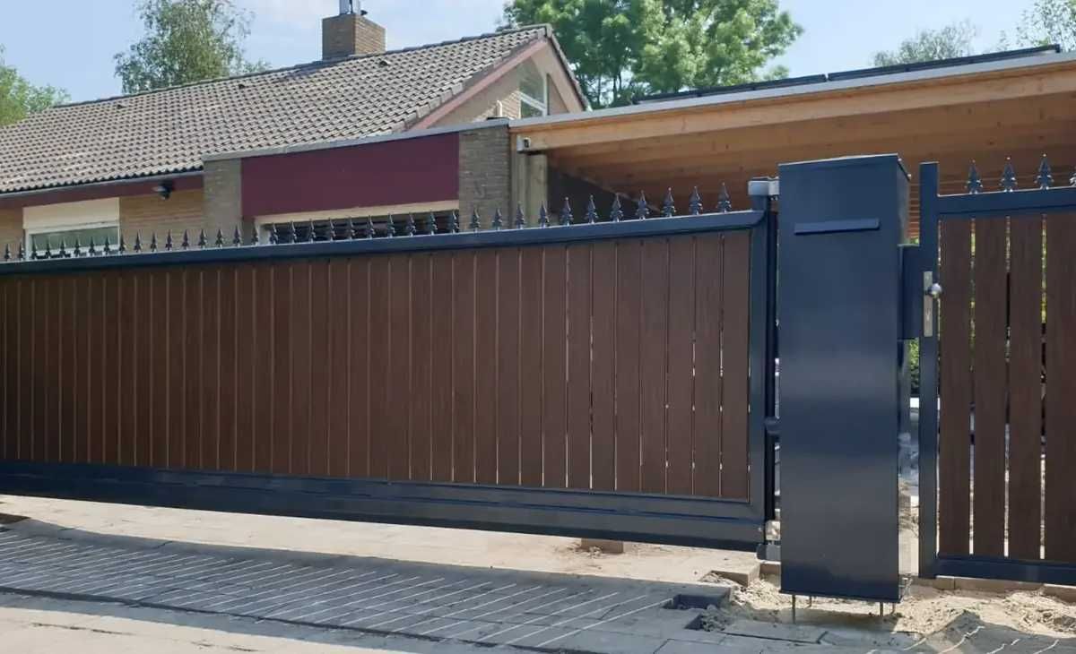 bramy,wjazdowe,przesuwne,harmonijkowe,montaż,wykonanie kompleksowe