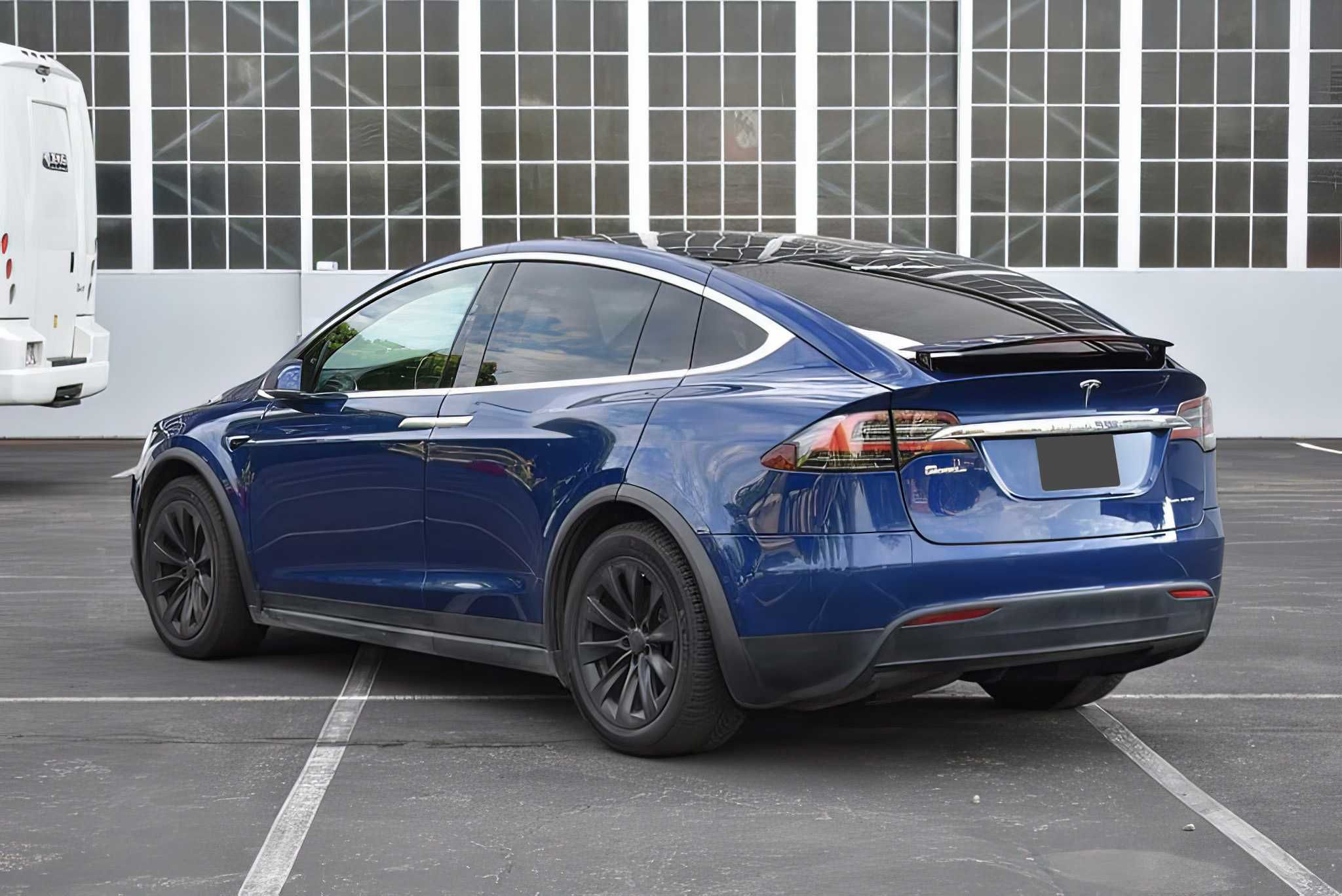 2019 Tesla Model X Long Range