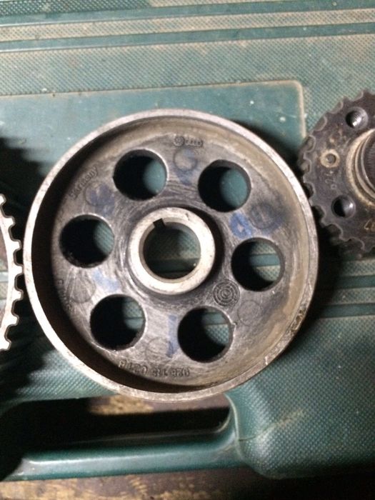 Шестерня распредвала гольф 3. 1.9td.пасат b3.b4
