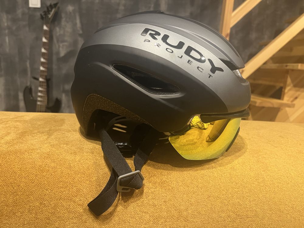 Kask rowerowy Rudy Project Volantis z szybka, rozmiar M