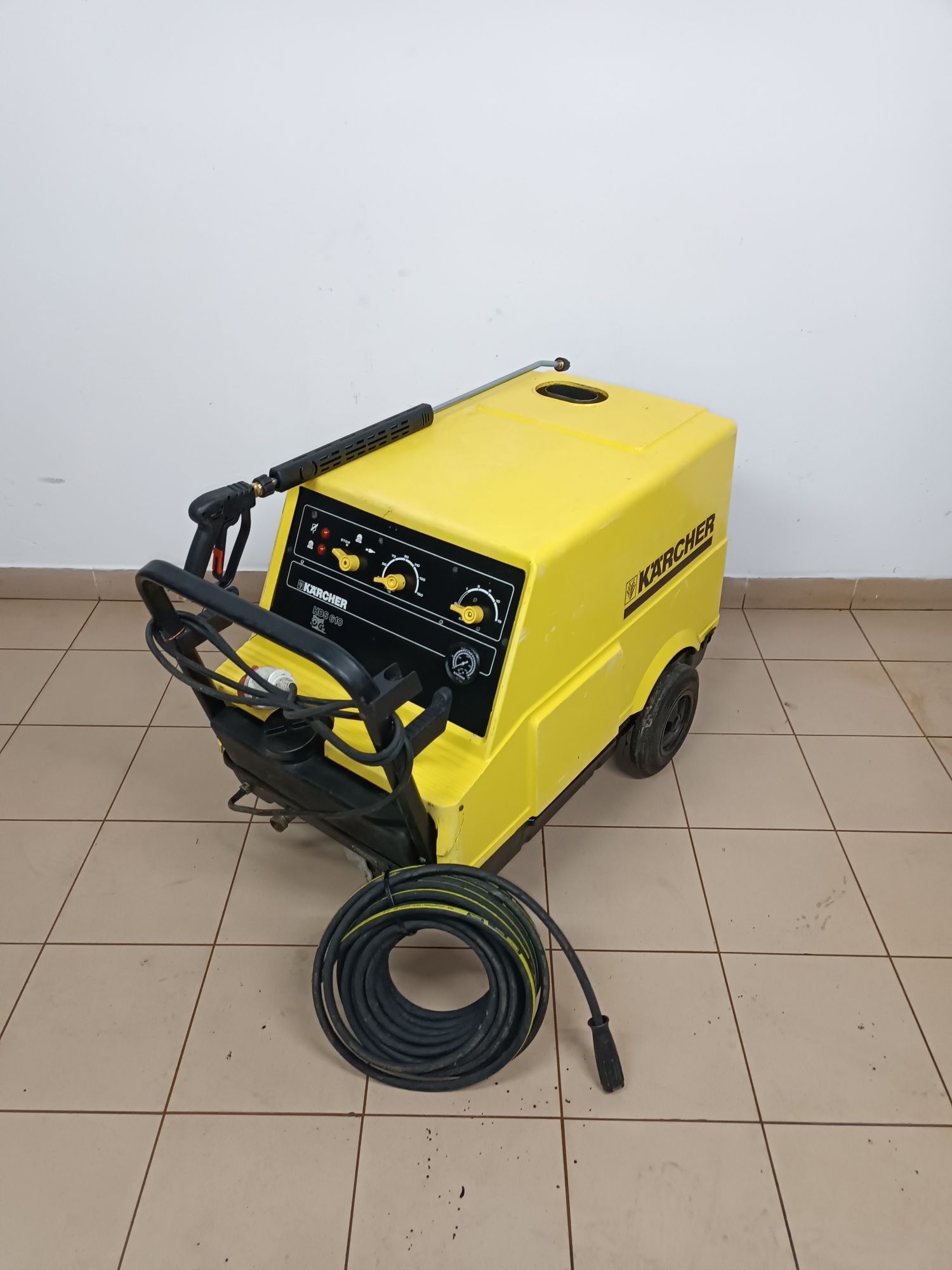 Profesjonalna Myjak Karcher HDS 610