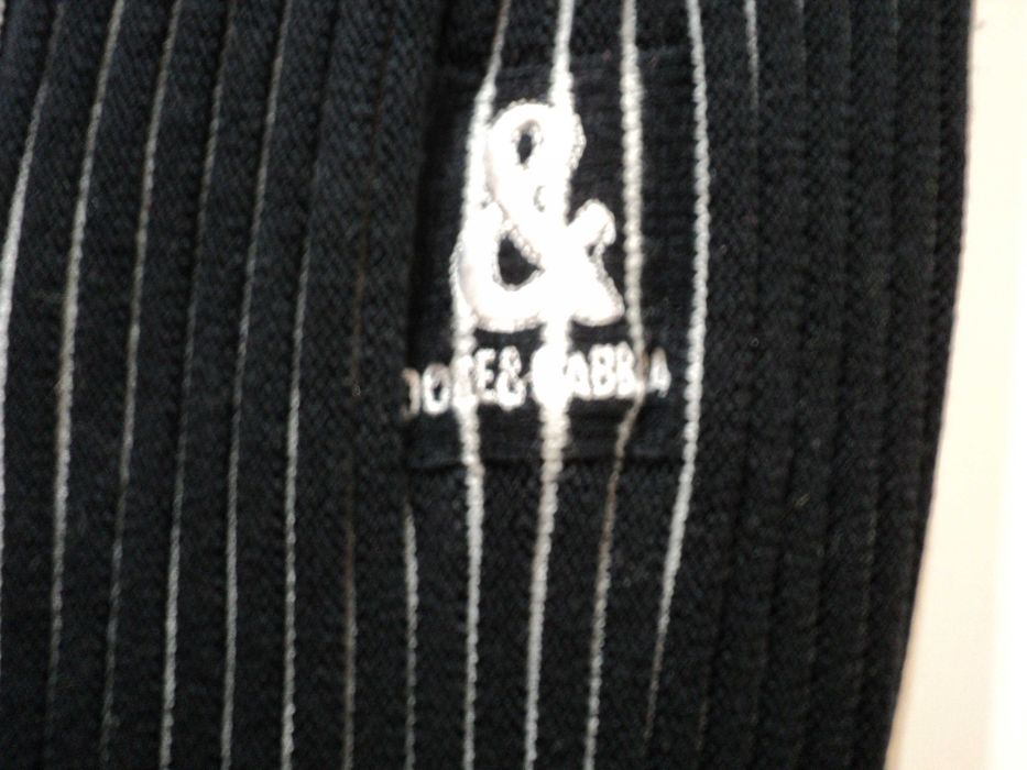 Кофта Dolce Gabbana.