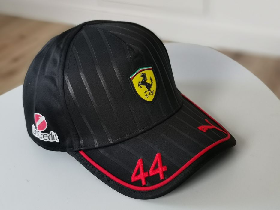Czapka Scuderia Ferrari F1 Lewis Hamilton