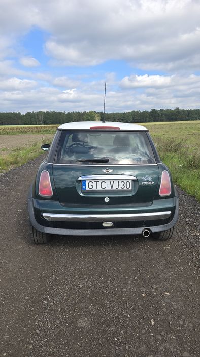 Mini Cooper 1.6 benzyna 116km
