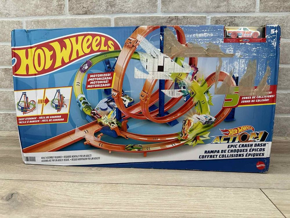 Трек Hot Wheels Гігантська петля Шалені зіткнення