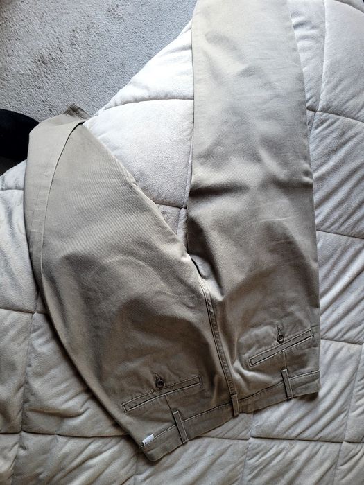 Calças chinos Levis, bejes