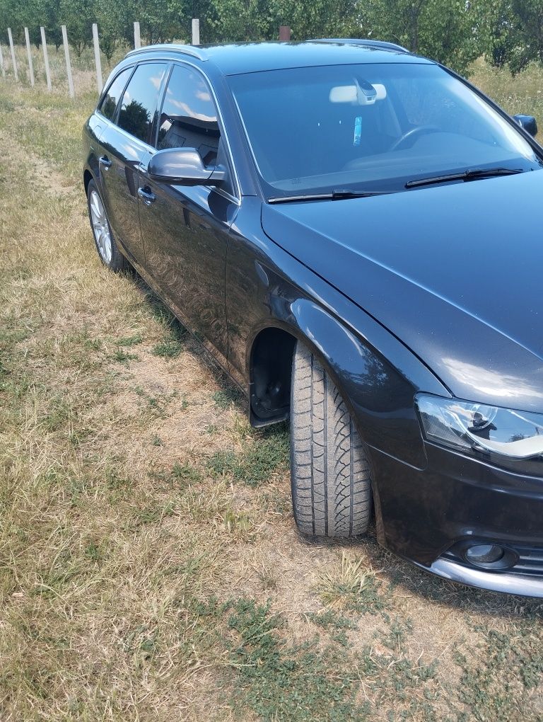 Audi A4 B8 8K 2010року