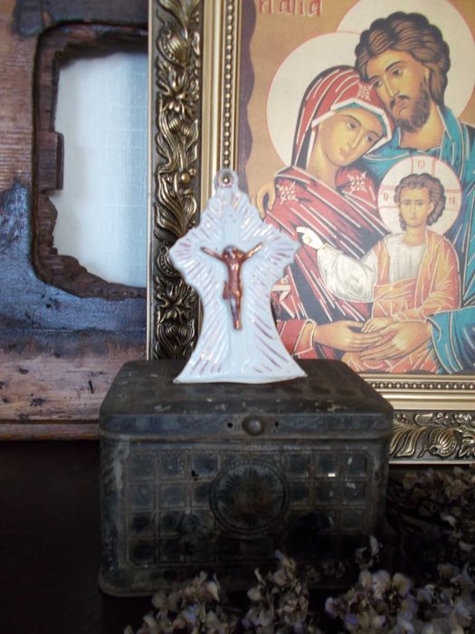 $ Przedwojenny Krzyżyk Porcelanowy $ Unikalny Przedmiot $ Vintage $