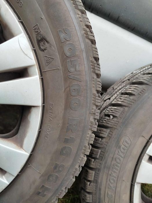 Opony zimowe 215/60/15