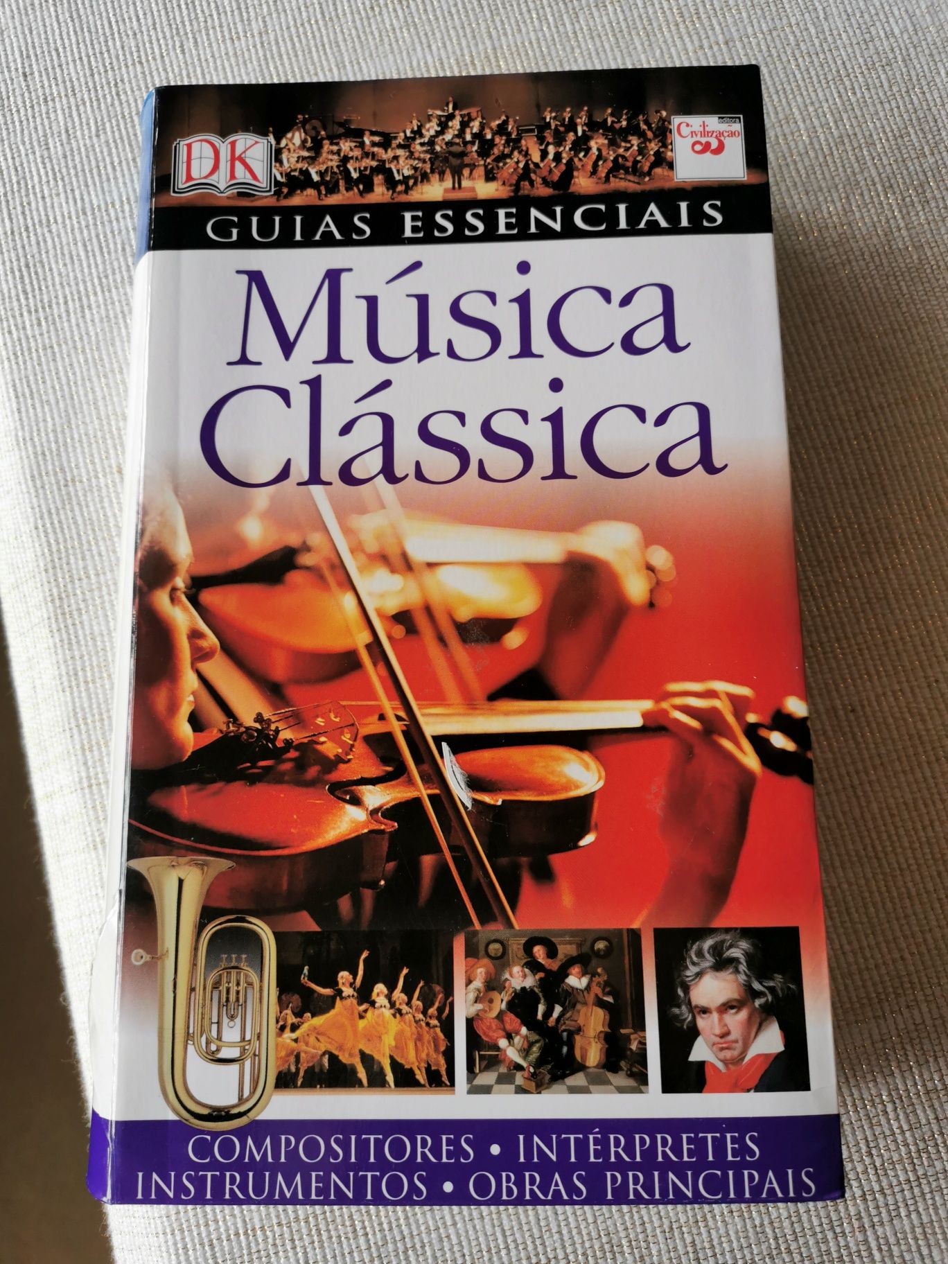 Livro Música Clássica - Guias Essenciais de John Burrows