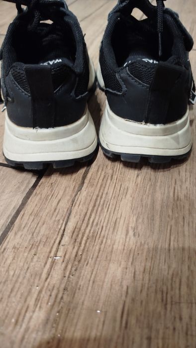 Кроссовки черные для мальчика