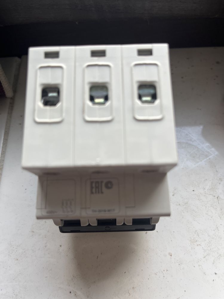 Автоматичний вимикач 3P 25A C Easy9 Schneider Electric EZ9F34325