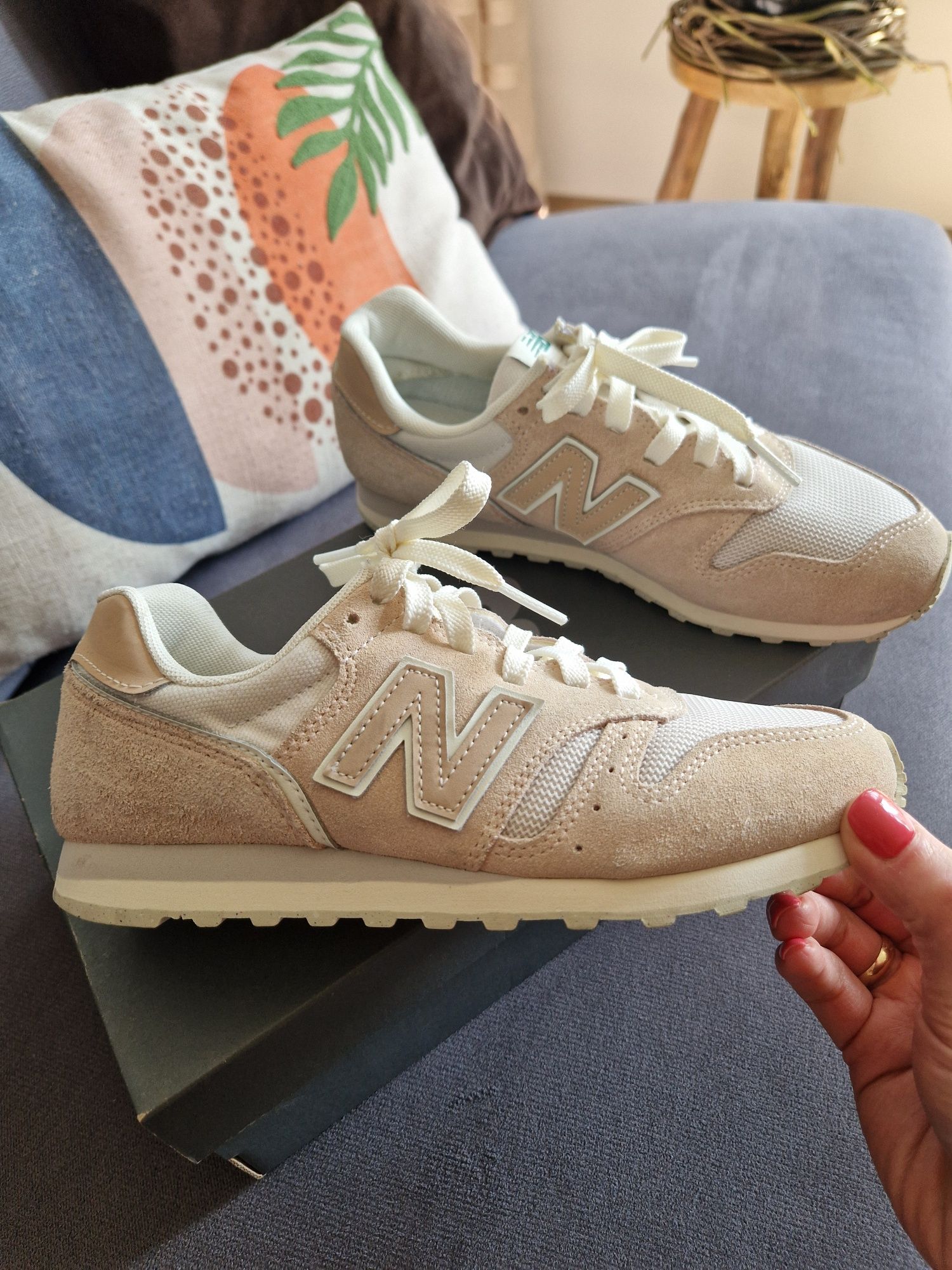 NEW BALANCE 373 sneakersy r.37