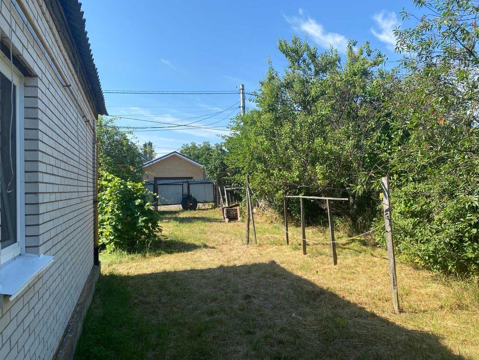 Одноповерховий будинок - дача с. Дмитрівка