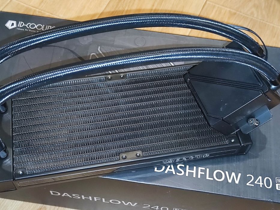 Водяное охлаждение id-cooling dashflow 240 basic black