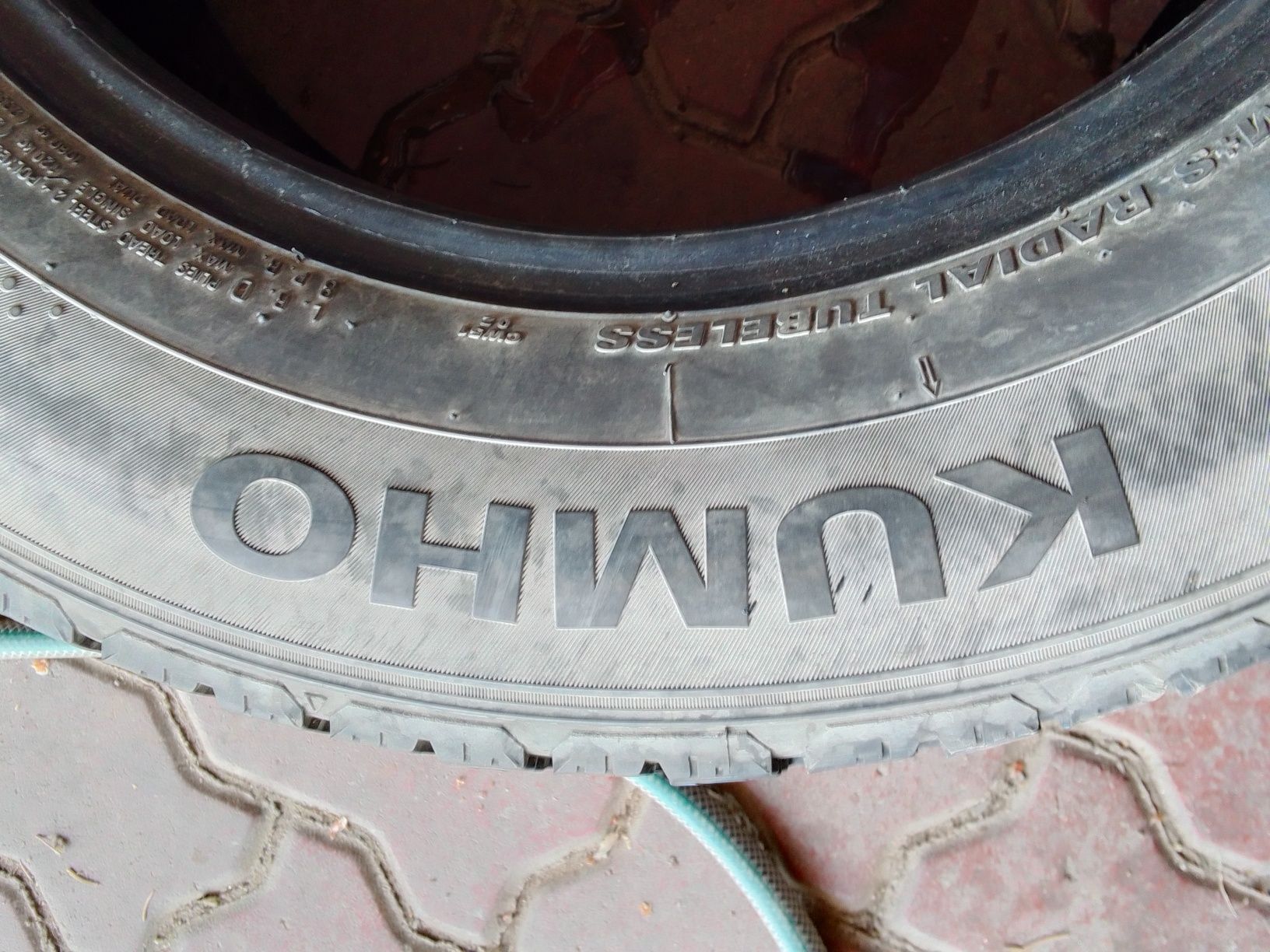 Opona zimowa 225/65r16C KUMHO 6mm