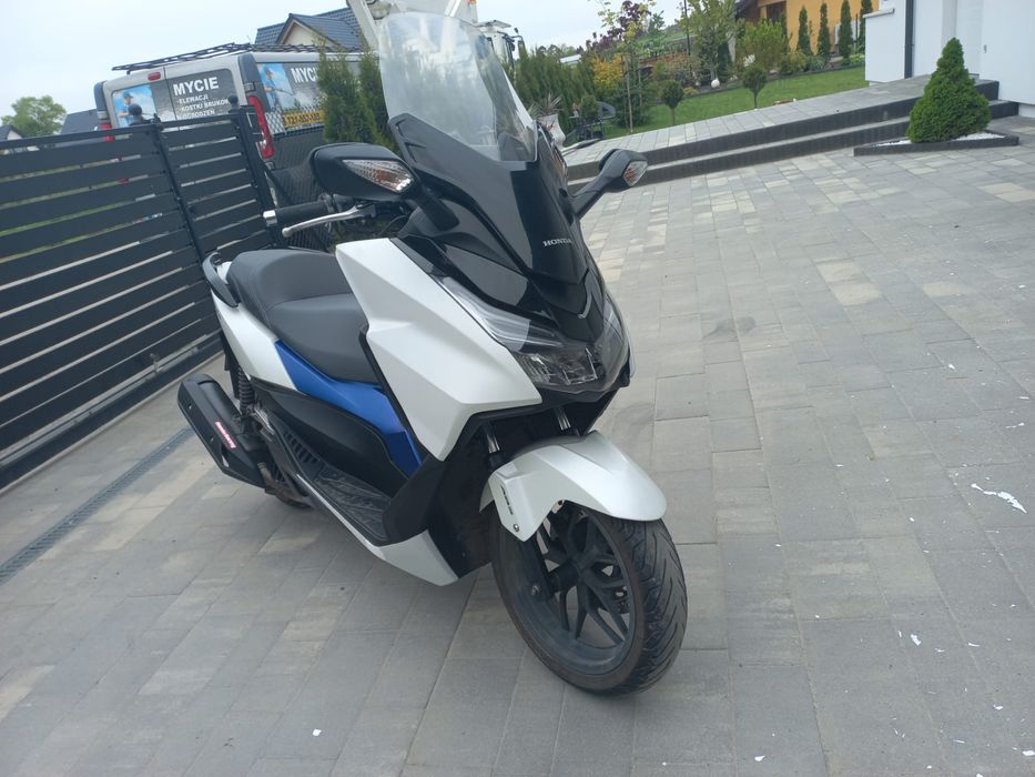 Honda Forza 125  kat b skuter super stan, grzane manetki