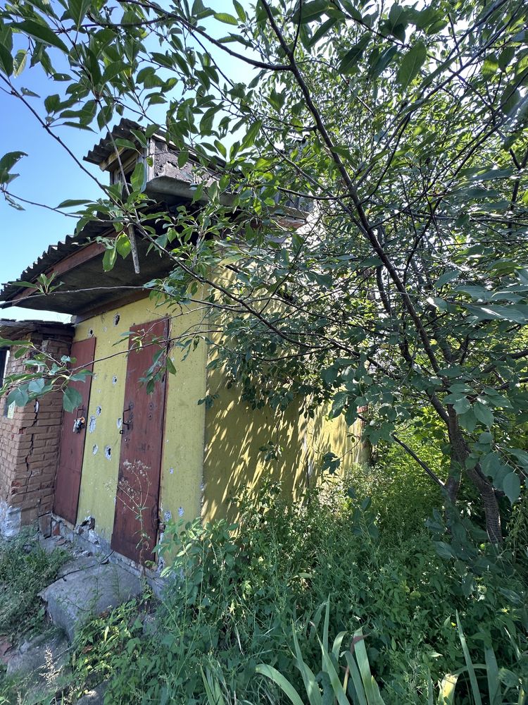 Продається двоповерхова дача в СТ «Політ»