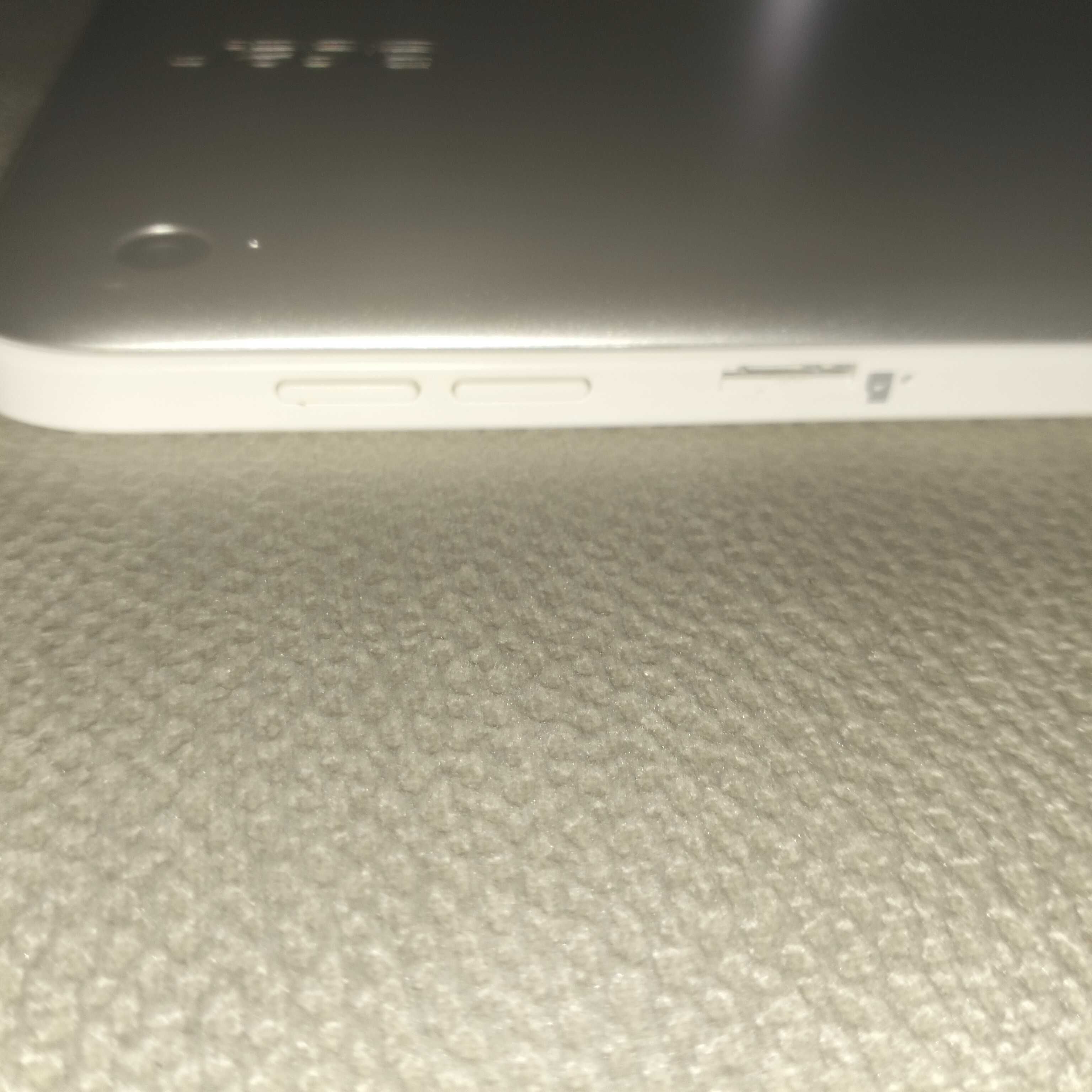Acer iconia w3-810