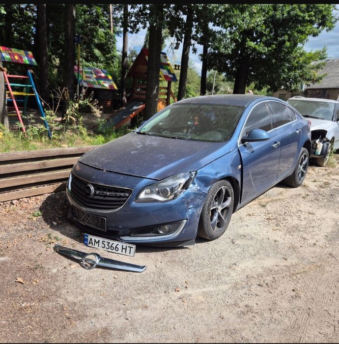 Продаю власне авто після ДТП Opel Insignia