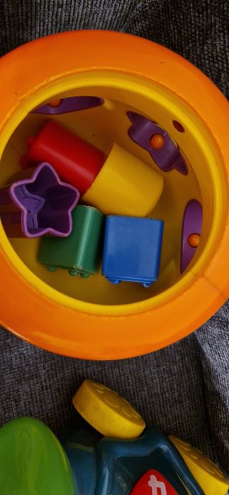 Zabawki edukacyjne Fisher price