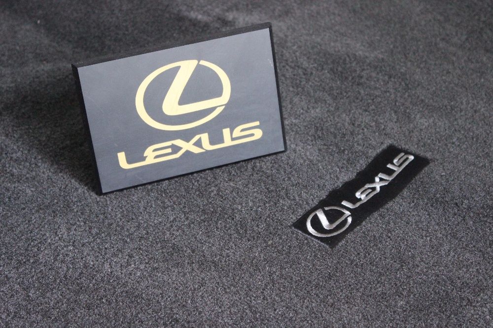 LEXUS LS 06-17 Оригинальный фирменный новый ковер в багажник