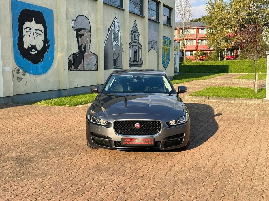 Jaguar XE Ledy Xsenon Navi Skóra Automat