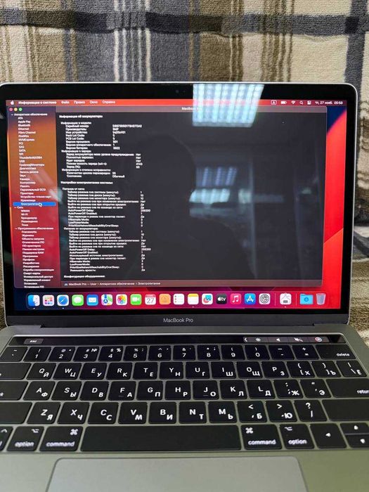 MacBook Pro 13 A1706 2016 i5/8Gb/256gb