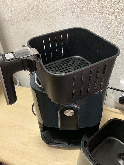 Аерогриль,фритюрниця з гарячим повітрям, фритюрниця.