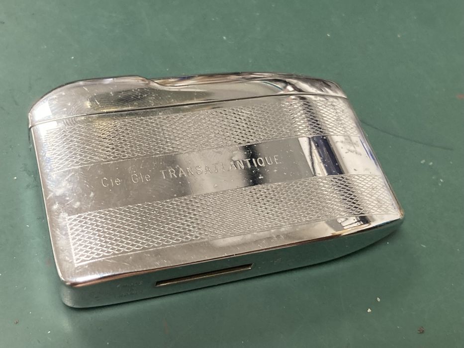 Isqueiro de Mesa Feudor