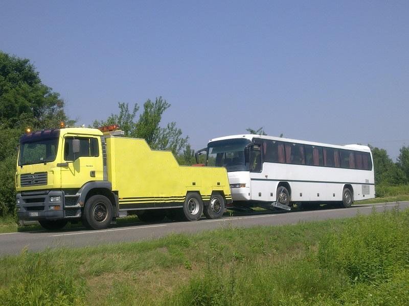 Вантажний евакуатор Львів. Грузовой эвакуатор Львов. "СпецАвтоЛьвів".