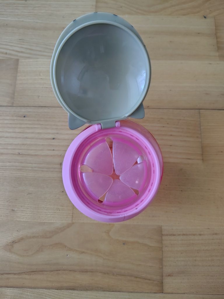 Skip hop pojemnik niewysypek