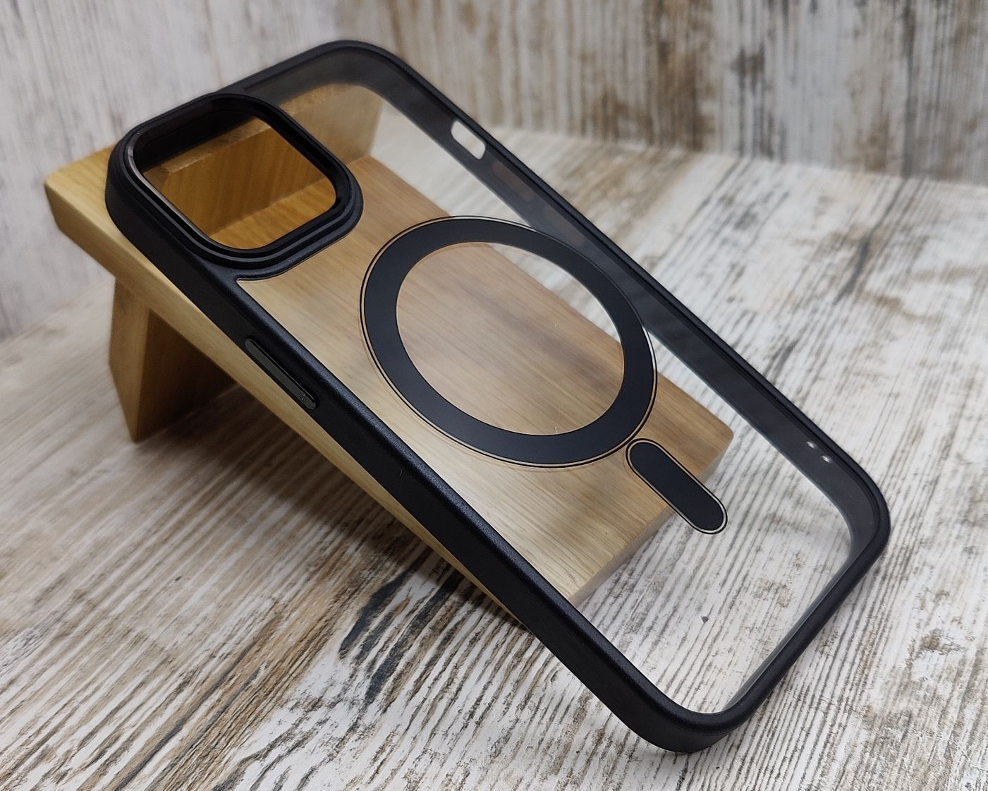 Чехол прозрачный с MagSafe на iPhone 14/ 14 Pro/ 15. Не желтеёт