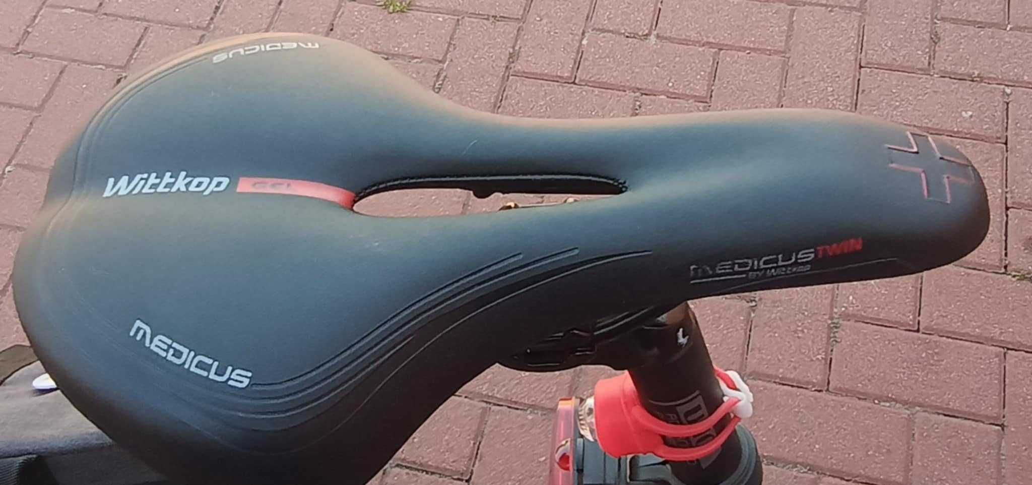 Merida 28 cali, biegi 3x9, rama 23 cale, Shimano Alivio.