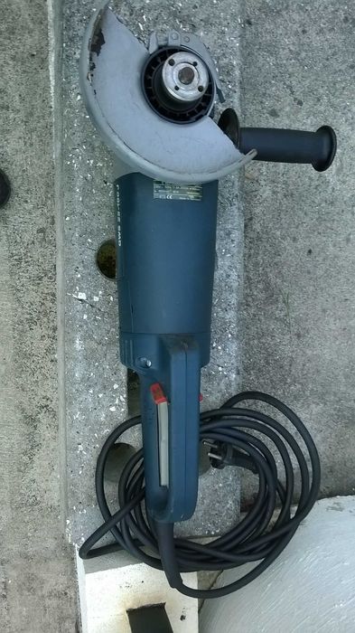 Rebarbadora BOSCH Profissional com punho rotativo 90º