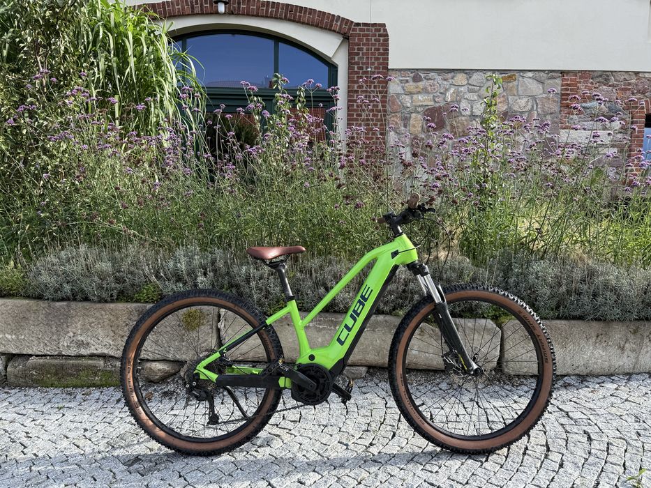 CUBE Reaction Hybrid Performance 2022