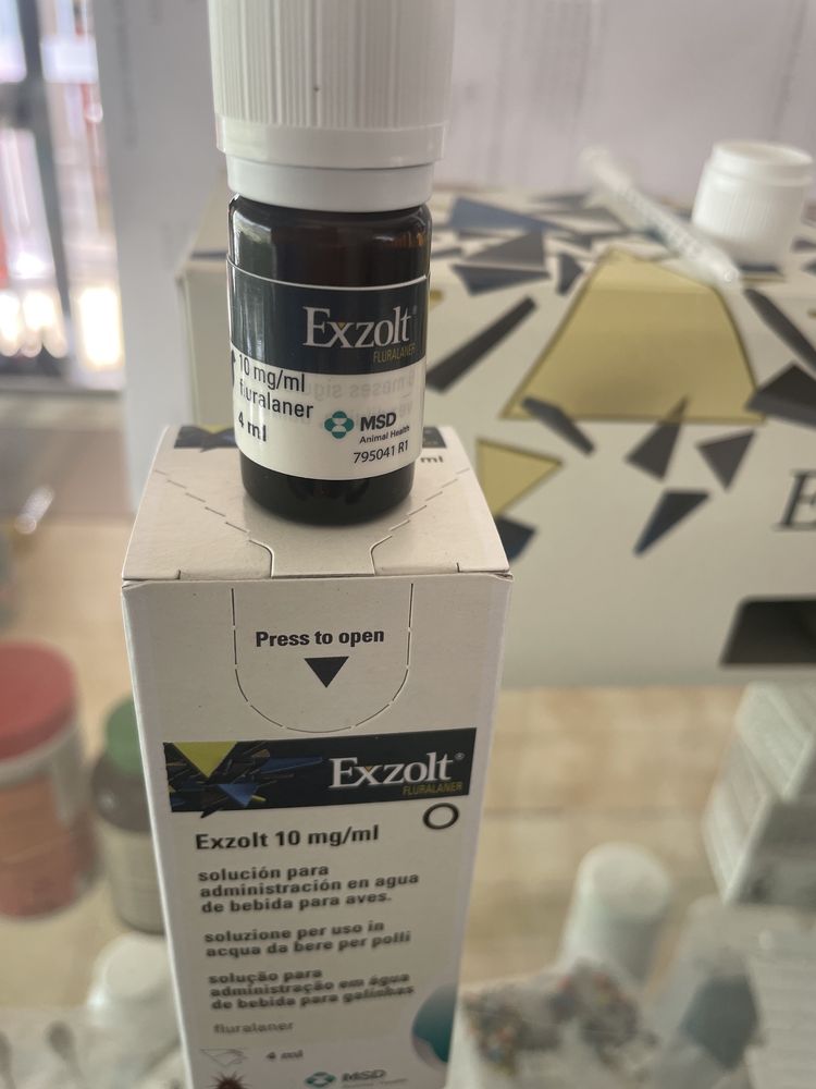 (Avi-Maia) Exzolt  original acaros vermelhos