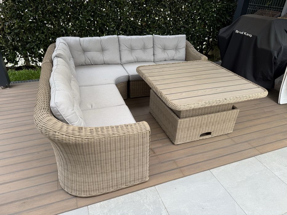 Conjunto de Jardim JYSK TAMBOHUSE - Mesa e Sofa / Cadeiras