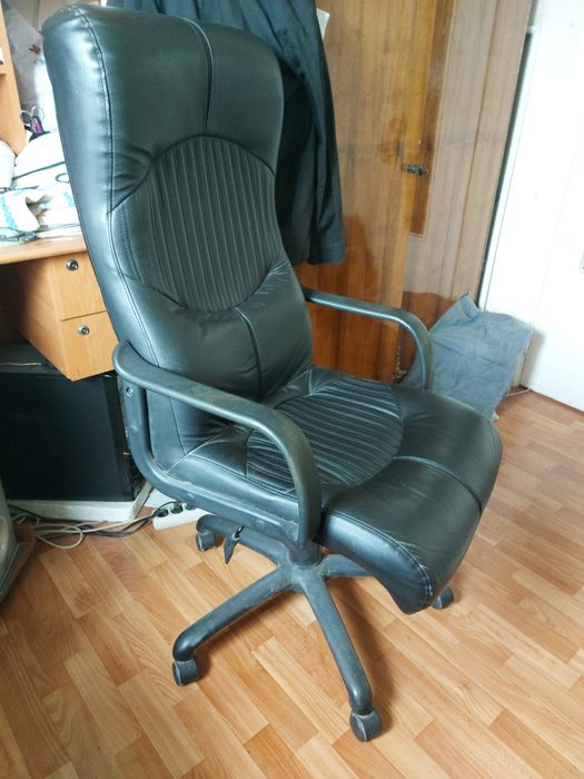 Крісло 700, крісло комп'ютерне 2000, кровать односпальна 950