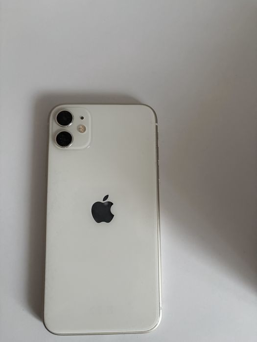 Iphone 11 biały 64gb