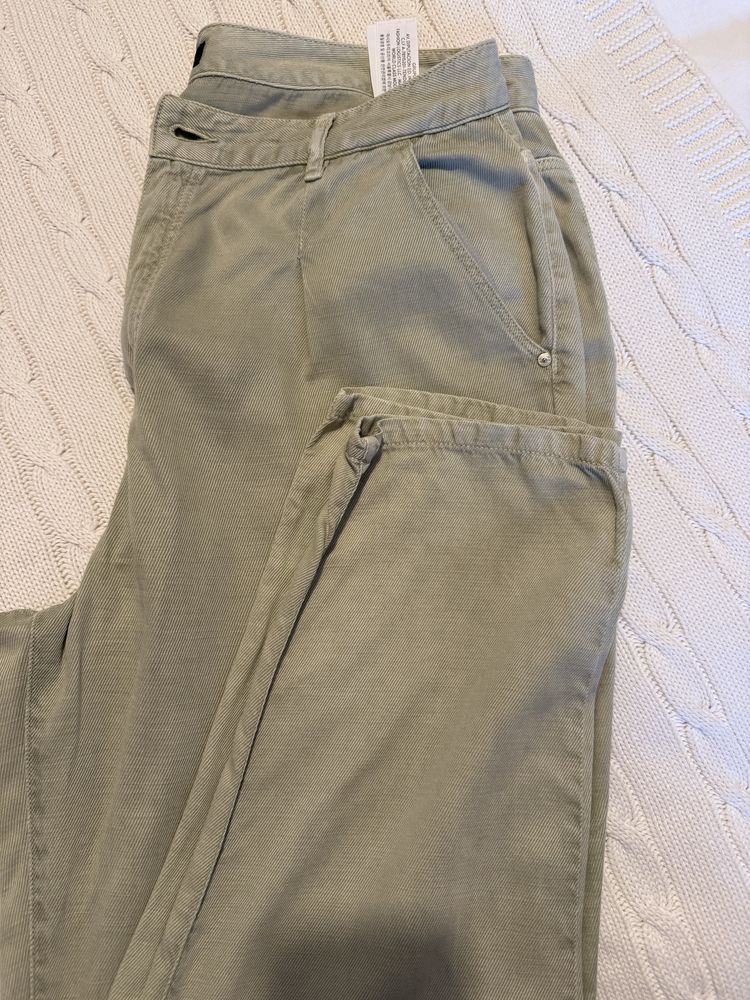 Calças verde claro Massimo Dutti