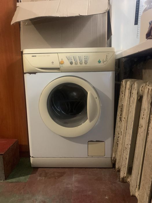 Пральна машина zanussi aquacycle 1000