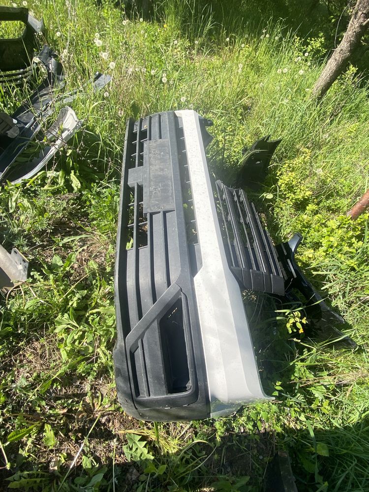 Zderzak przód przedni Volkswagen Crafter Man tge
